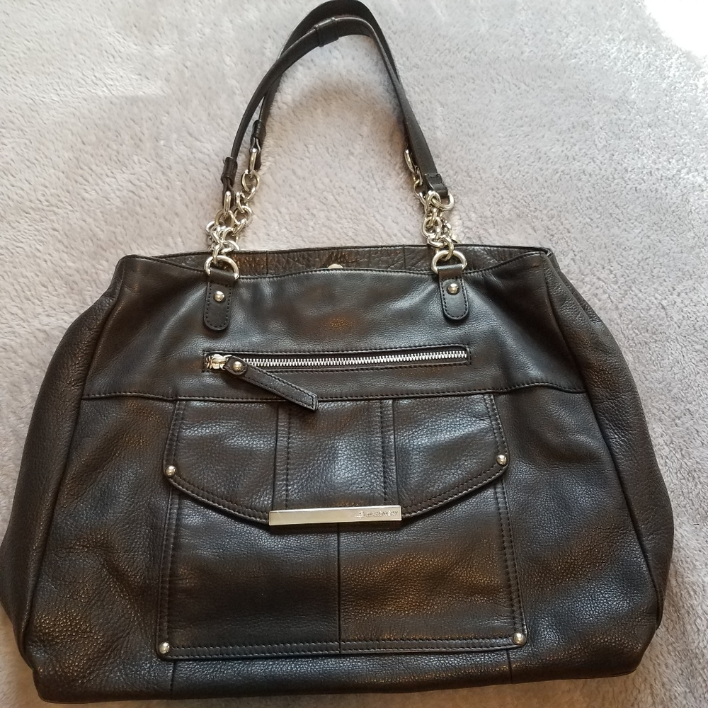 B Makowsky Black Leather Shoulder Purse